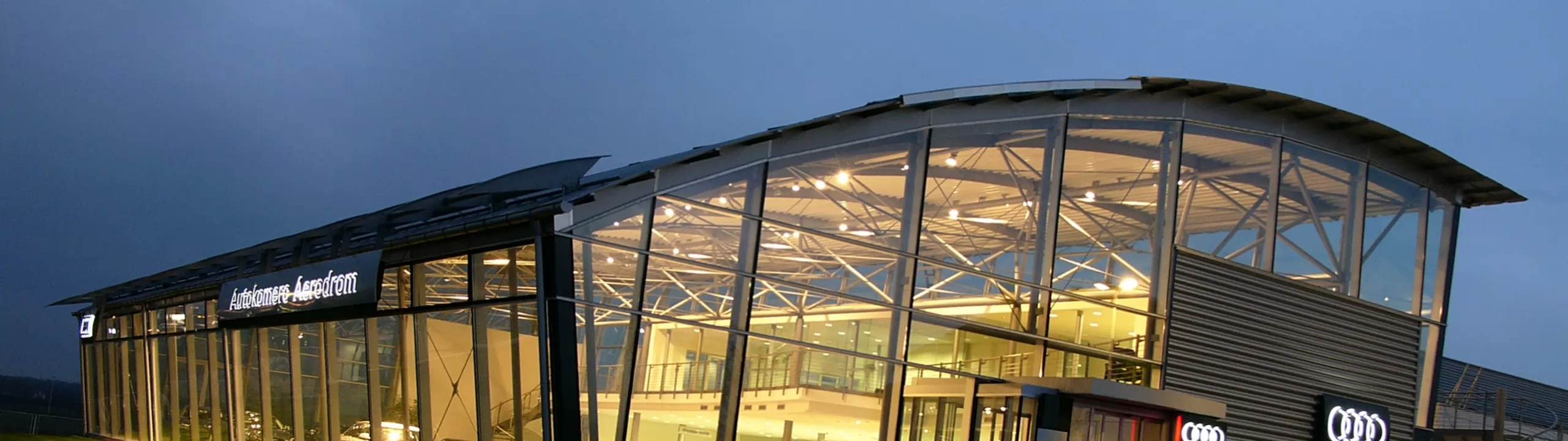Autokomerc Showroom