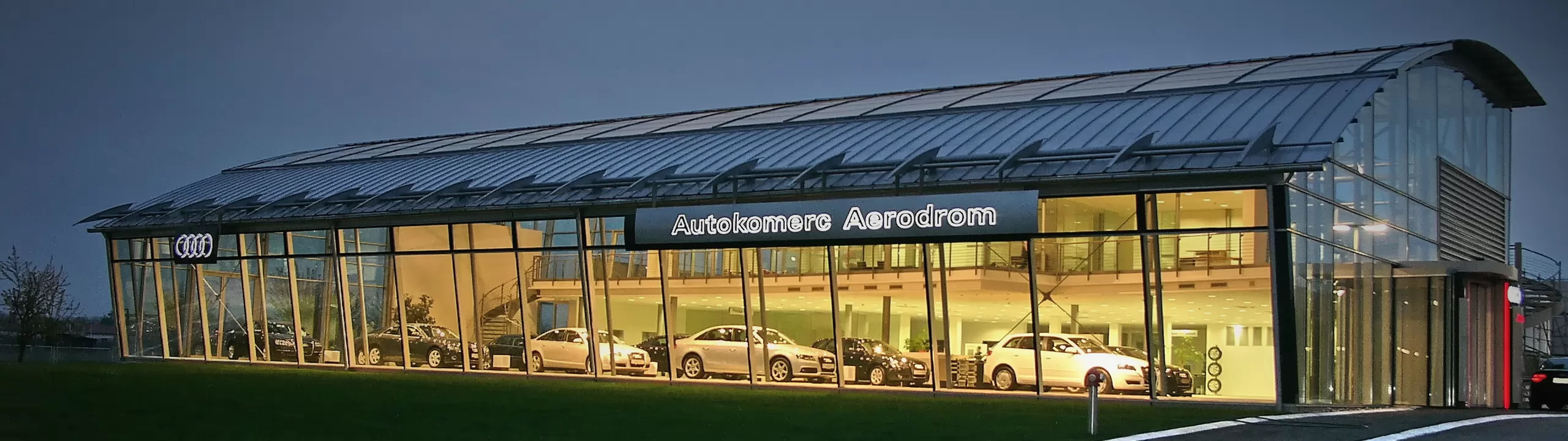 Autokomerc Showroom