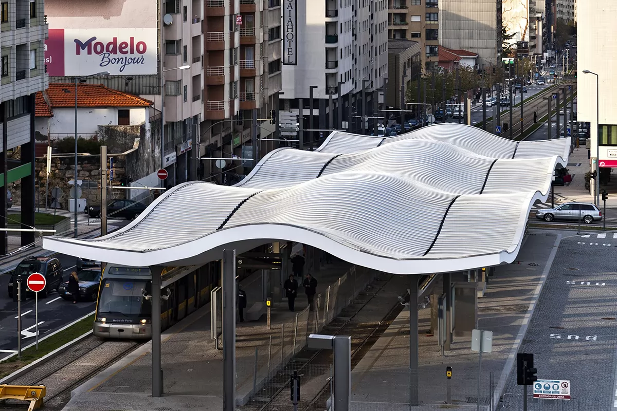 Coperture per stazioni metropolitane