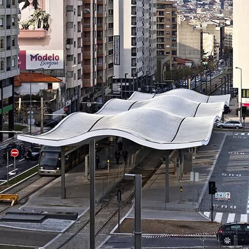 Roofing Metro Stations: Durable Solutions for High-Traffic Environments