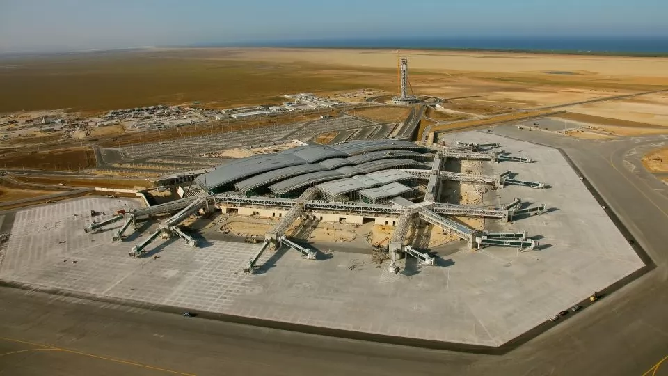 Green metal roofing solutions for airports