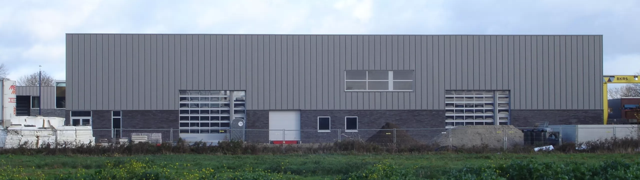Elzen Distribution Center