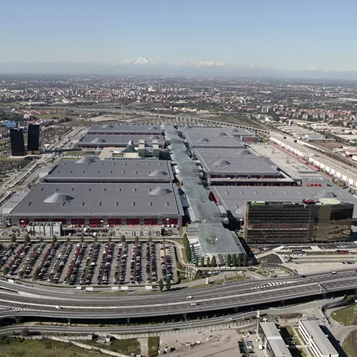 Replacement of roofing systems for large buildings