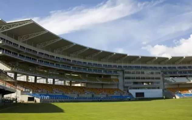 Flexible roofing systems for stadiums